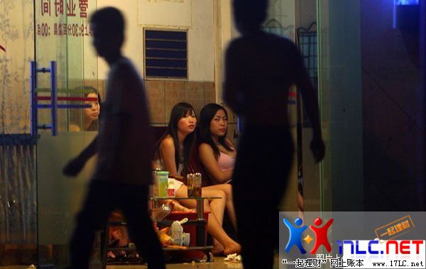 【恶魔の西装】一百张图片,你有勇气看完吗?