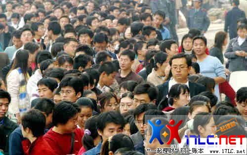 【恶魔の西装】一百张图片,你有勇气看完吗?